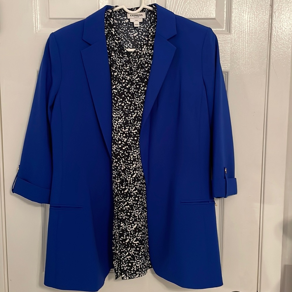 2 blouses 1 blazer